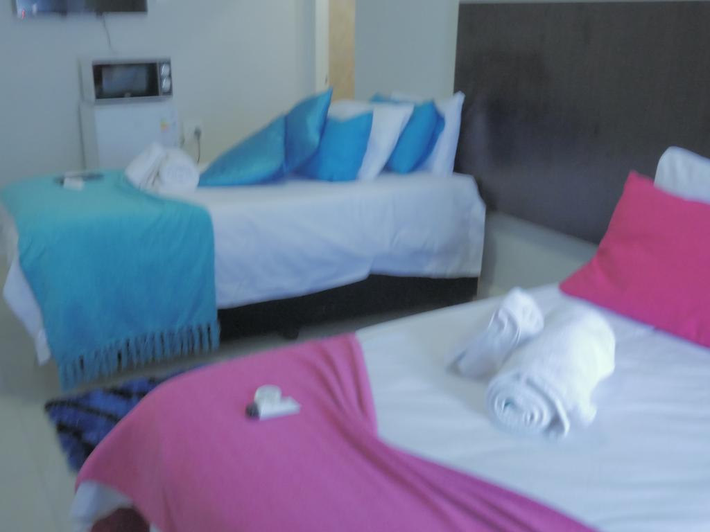 Valley Guest House Pretoria-Noord Extérieur photo