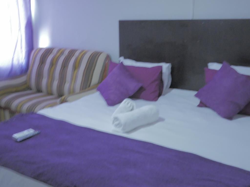Valley Guest House Pretoria-Noord Extérieur photo